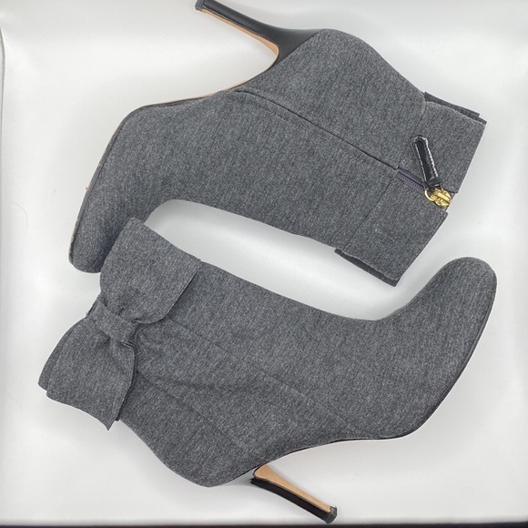 KATE SPADE WOMEN’S BOW FABRIC ANKLE HEEL BOOTIES GRAY SZ 7 - Picture 4 of 12